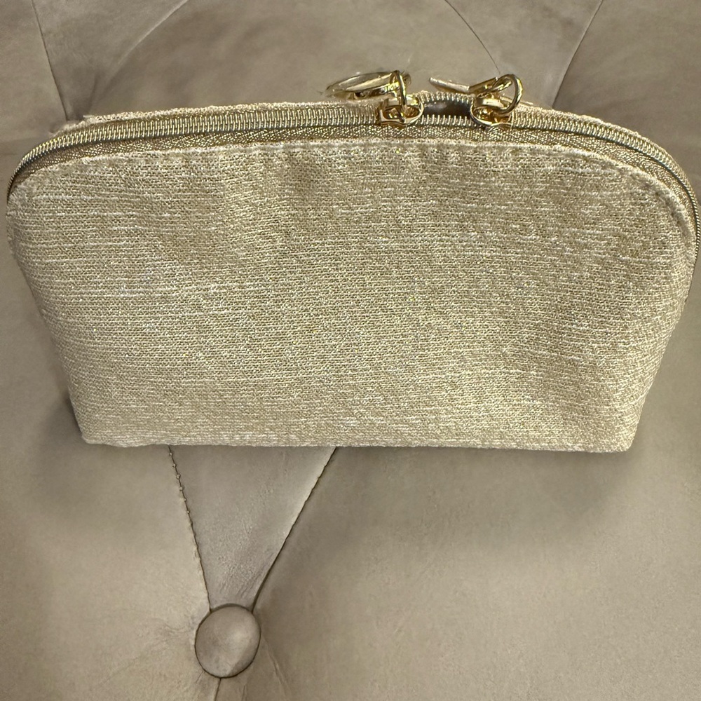 Brand New-Christian Dior Cosmetics Bag - Picture 2 of 6